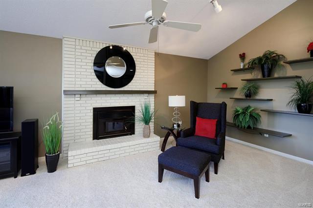 Foto del edificio - 1325 Shepard Rd