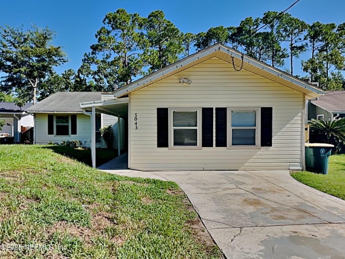 Primary Photo - 5043 Tan St