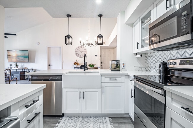 Kitchen view 2 - 7824 Sonoma Springs Cir