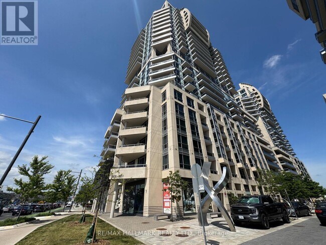 Photo du bâtiment - 9205-9205 Yonge St
