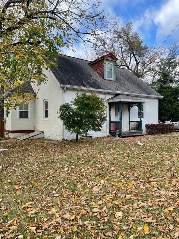 Primary Photo - 12615 Old Halls Ferry Rd