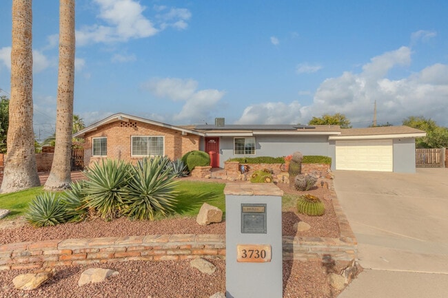 Foto del edificio - 3730 E Kings Ave