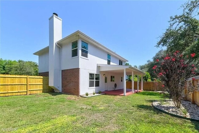 Building Photo - 3 br, 2.5 bath House - 16605 Jadestone Dr