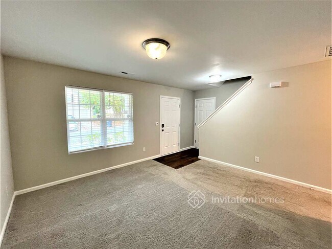 Foto del edificio - 6843 Squirrels Foot Ct