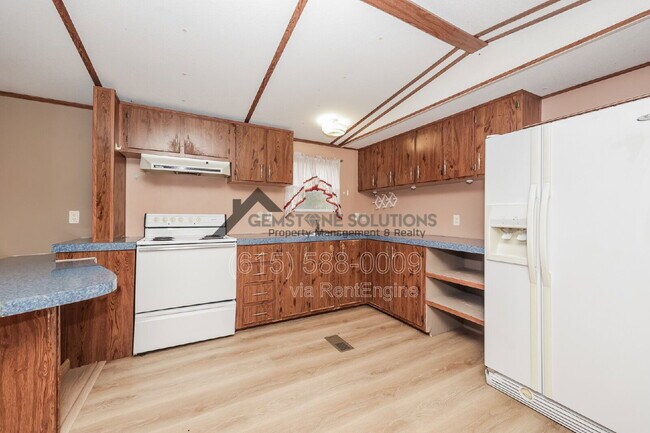 Foto del edificio - 5576 Hargrove Rd