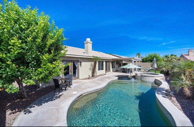 Building Photo - 81397 Avenida Rosada