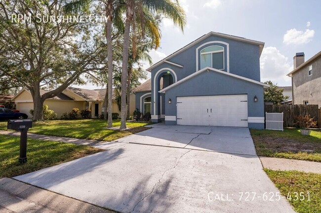 Building Photo - STUNNING 4-BED, 3-BATH HOME WITH SOLAR PAN...