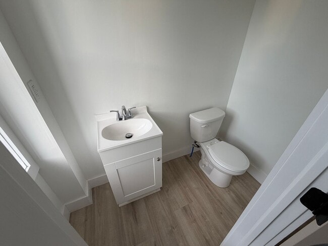 Building Photo - 49 S Bedford St