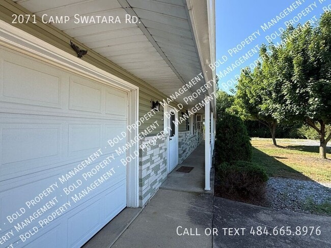 Foto del edificio - 2071 Camp Swatara Rd