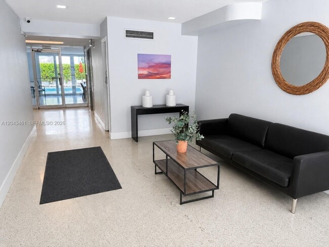 Foto del edificio - 1670 Bay Rd