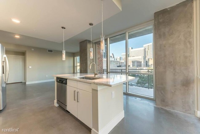 Foto del edificio - 1700 San Jacinto St