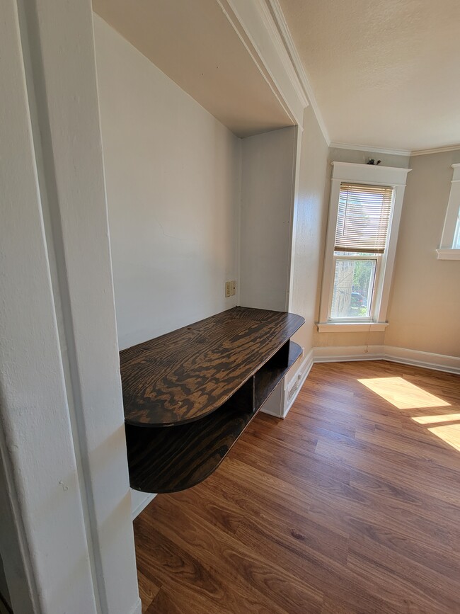Foto del edificio - 2840 N Bartlett Ave