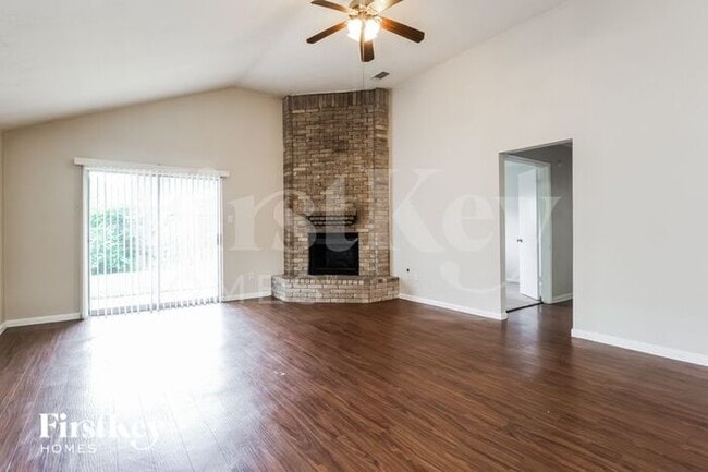 Building Photo - 10538 Waving Fields Dr