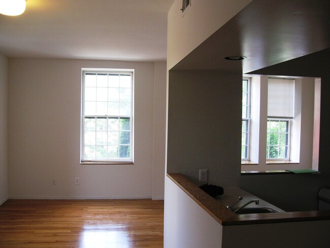 Interior Photo - 110 Mill Street