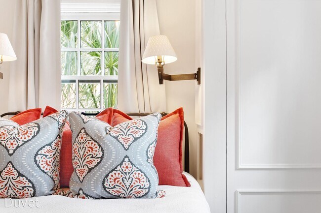 Foto del edificio - 2 br, 2.5 bath House - 20 1/2 Duncan Street
