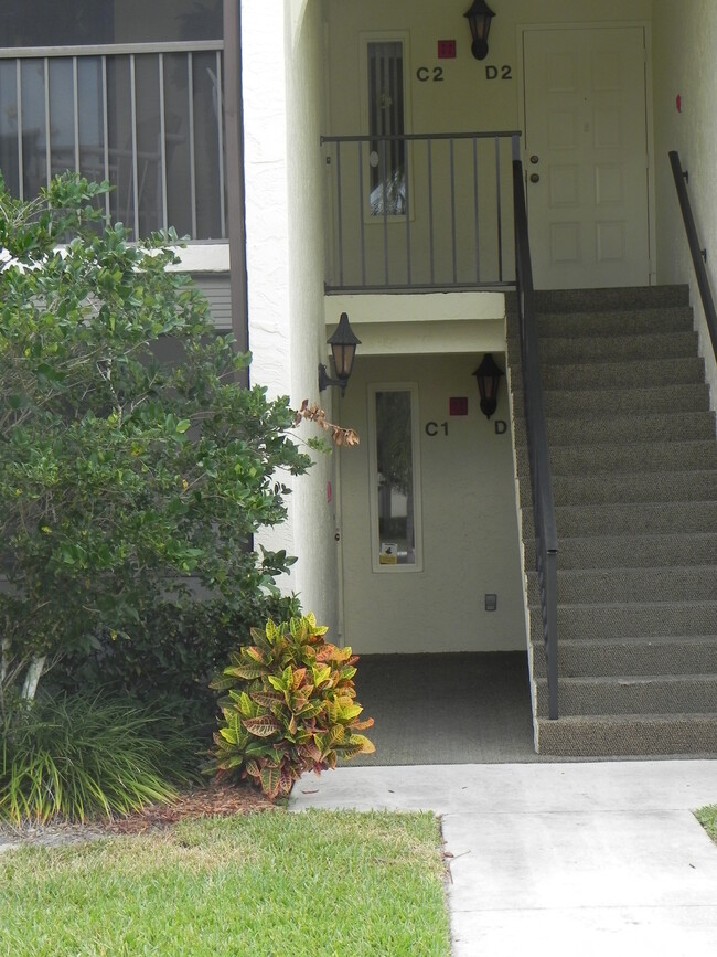 Building Photo - 1575 SW Silver Pine Way