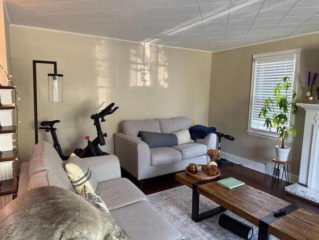 Foto del edificio - Charming 3 bedroom 1.5 bath in Amherst :