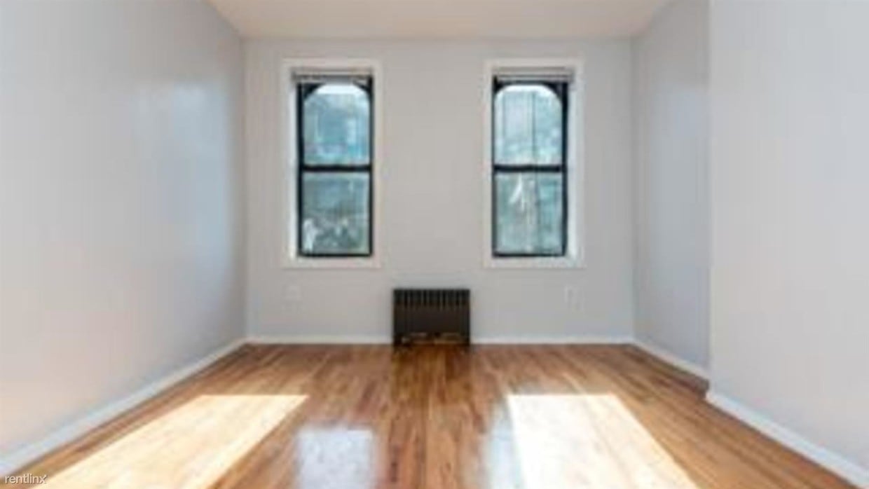 Foto del edificio - 3 br, 1 bath Apartment - 113 Maujer St Apt 2G
