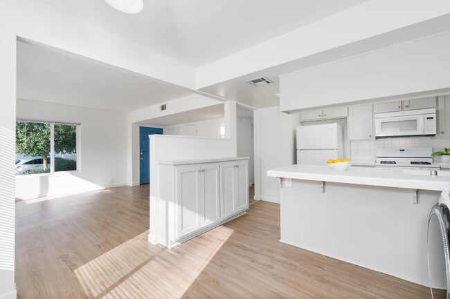 Foto del edificio - 1138 N Valley St