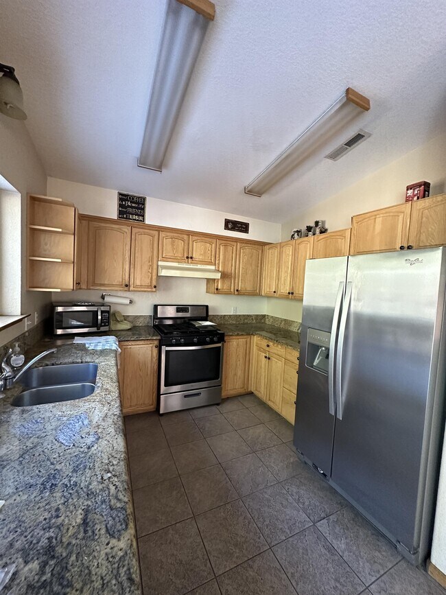 Foto del edificio - 927 Lake Tahoe Blvd
