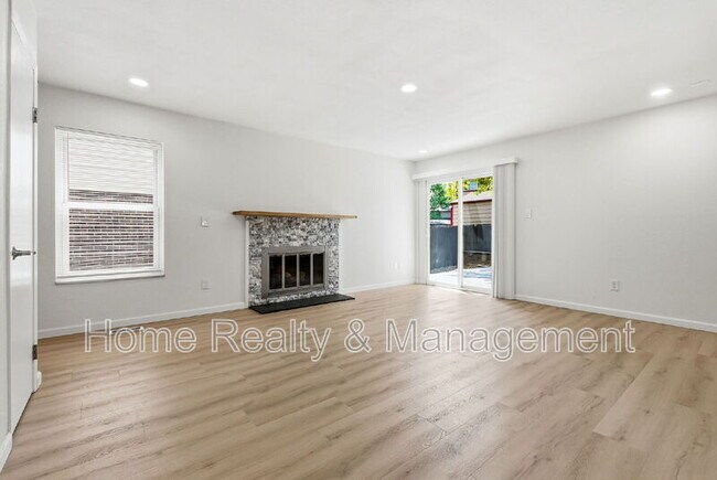 Foto del edificio - 11731 Sherman St