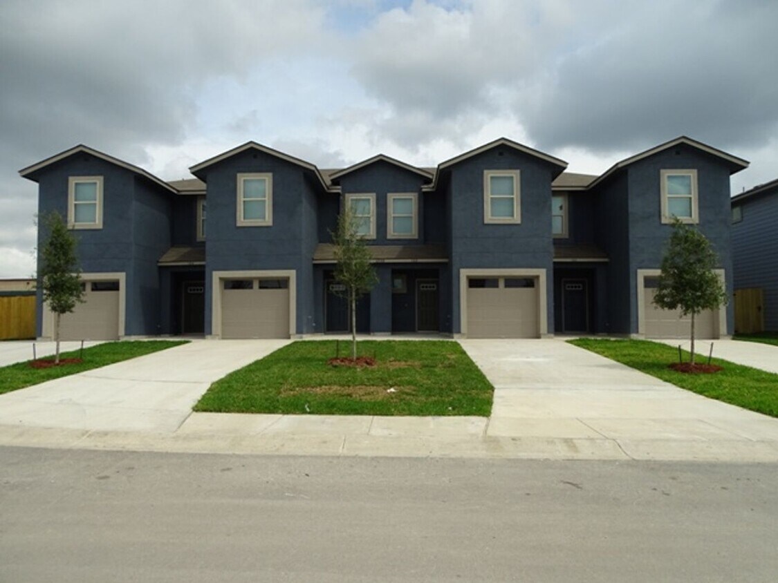 Primary Photo - 6538 Marcel Way #101, San Antonio, TX. 78233