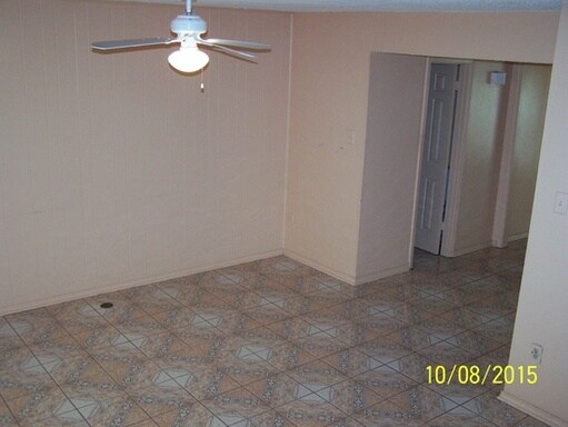 Foto del edificio - 2401 Park Place Dr