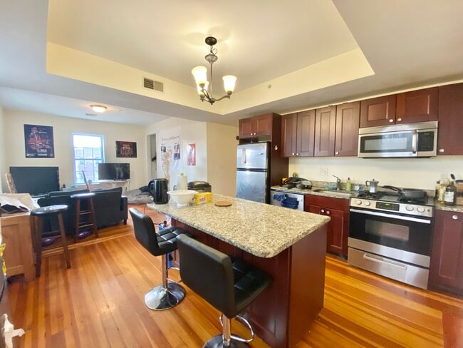 Building Photo - 107 Fisher Ave