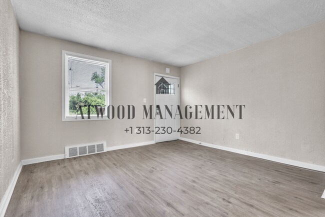 Foto del edificio - 14722 Quincy St