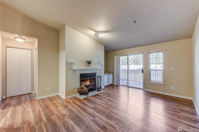 Foto del edificio - 215 100th St SW