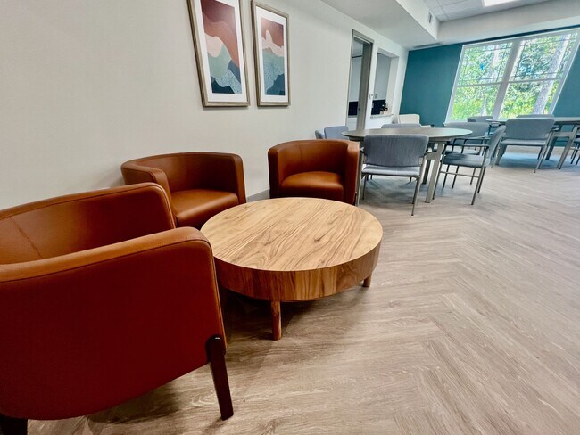 Foto del edificio - Brand New 1, 2 and 3 bedroom apartments.