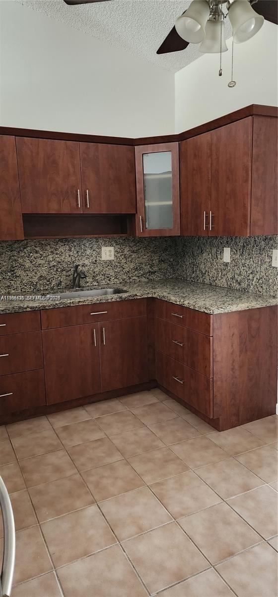 Foto del edificio - 6134 SW 147th Ct