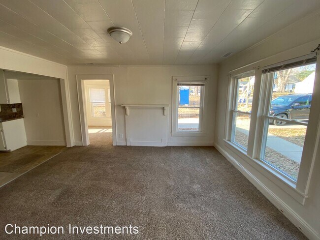 Foto del edificio - 3 br, 1 bath House - 814 Kings Road