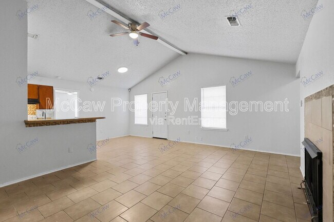 Foto del edificio - 2716 Rustic Frst Rd