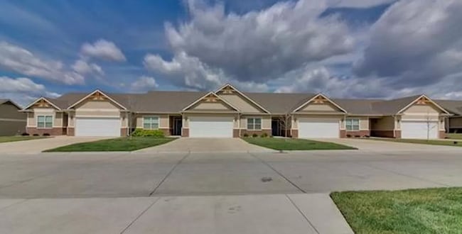 Building Photo - 2700 Tobacco Rd