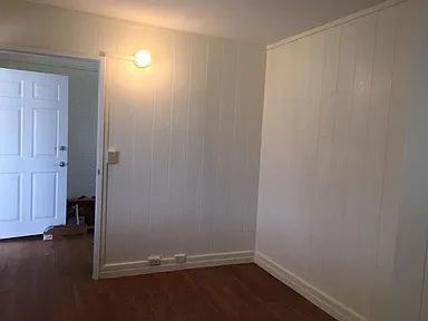 Foto del edificio - Beautiful 1 Bedroom Located on a quite street