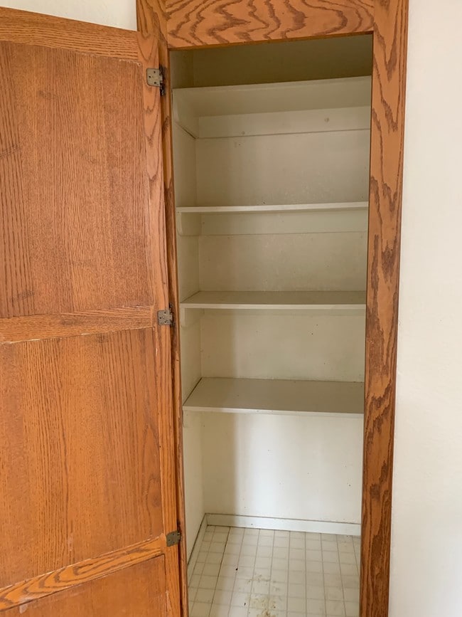 Building Photo - 942 Ralston St