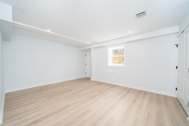 Foto del edificio - 722 Hudson St