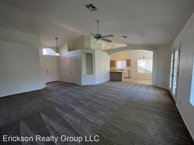 Foto del edificio - 3 br, 2 bath House - 2279 E. San Tan Drive