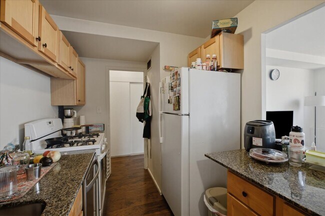 Foto del edificio - 3950 N Lake Shore Dr