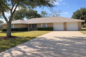 Building Photo - 21547 Binford Rd