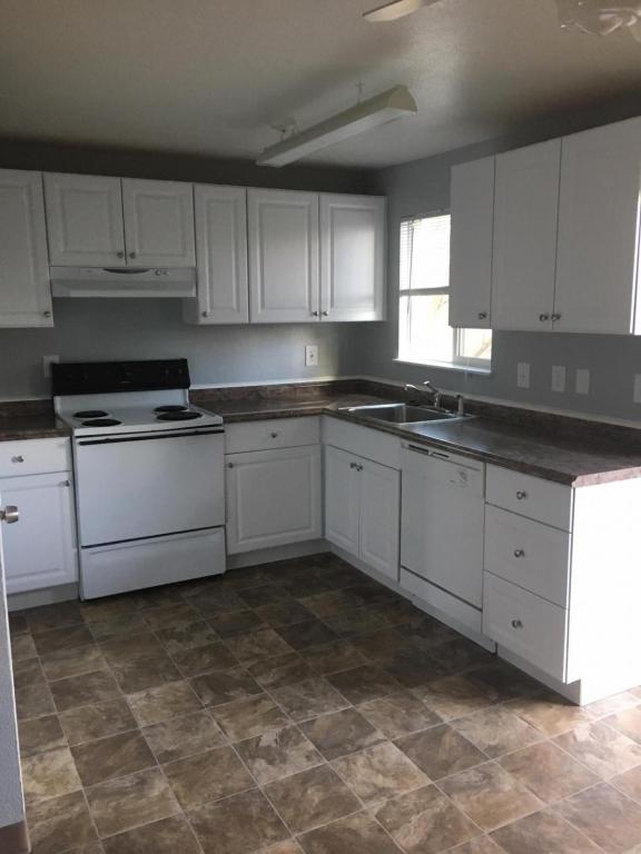 Foto principal - 8332 SW 21st Ave