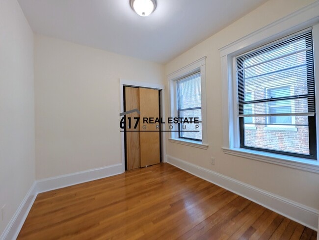 Foto del edificio - 1315 Commonwealth Ave