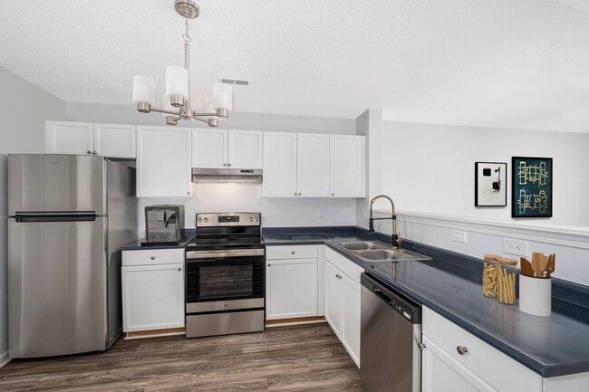 Interior Photo - Carlson Bay Apartments