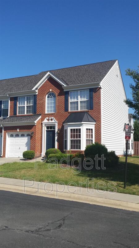 Foto principal - 4321 Meredith Creek Dr