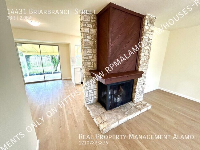 Foto del edificio - 14431 Briarbranch St