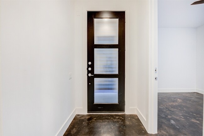 Foto del edificio - 2333 Sperber Ln