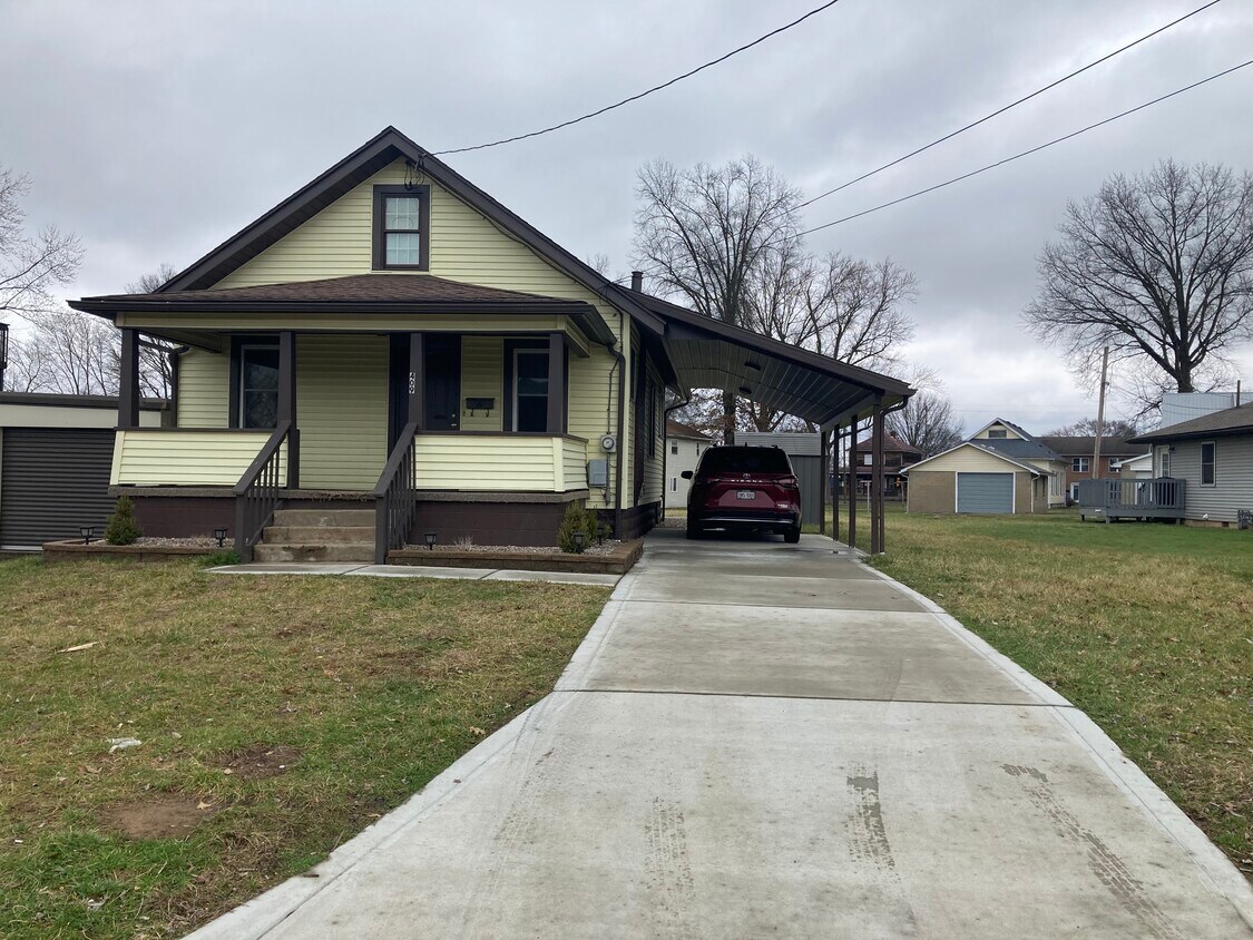 Primary Photo - 409 27th St