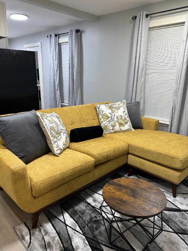 Foto del edificio - 807 Pine St