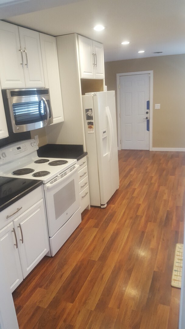 Foto del edificio - 1291 Creswell Dr